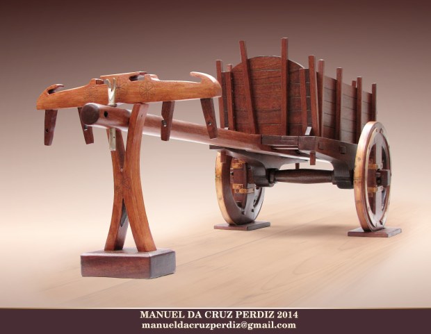 Carro de Bois de rodas invertidas